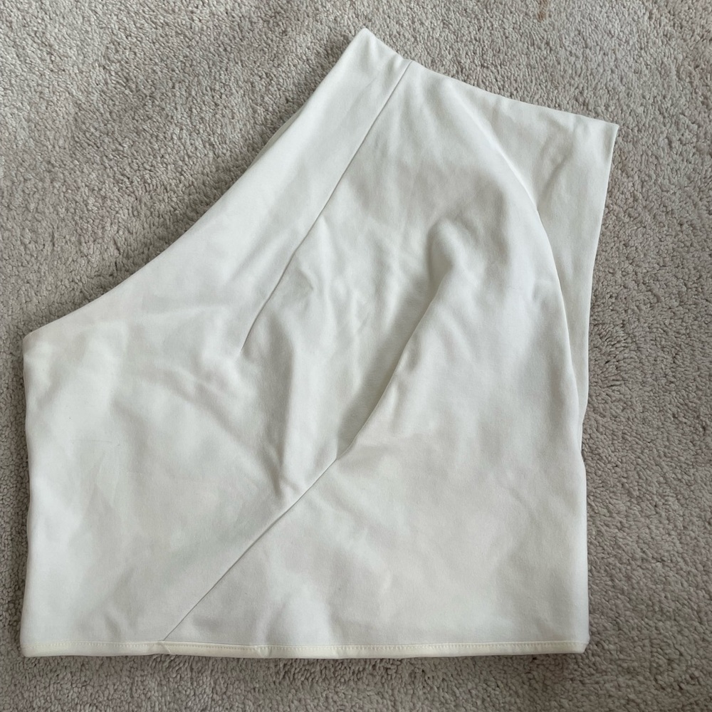 Express One Shoulder Top